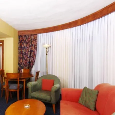 Hotel Klassis 4*